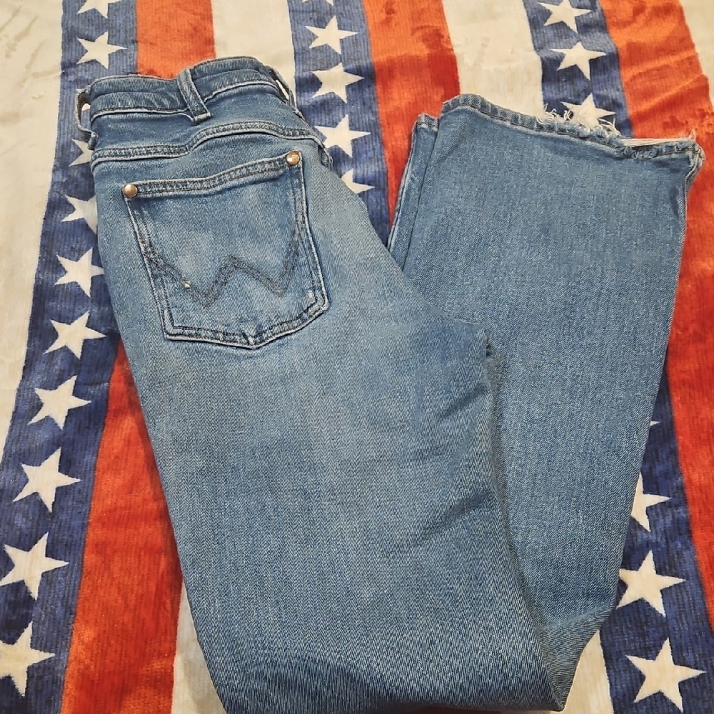 Wrangler Womans Blue Jeans